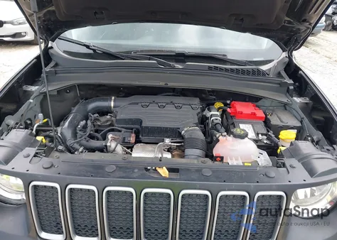 2023 Jeep Renegade Latitude 4X4 z USA, uszkodzony, nr VIN ZACNJDB16PPP61813